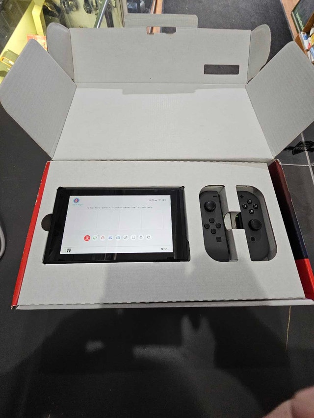 Nintendo Switch Console Gray Joy-Cons - photo 2