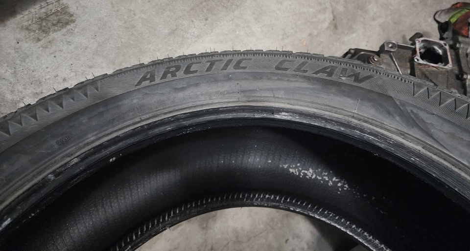 1 NO. 225/65/17 Goodyear M+S Tire - photo 4