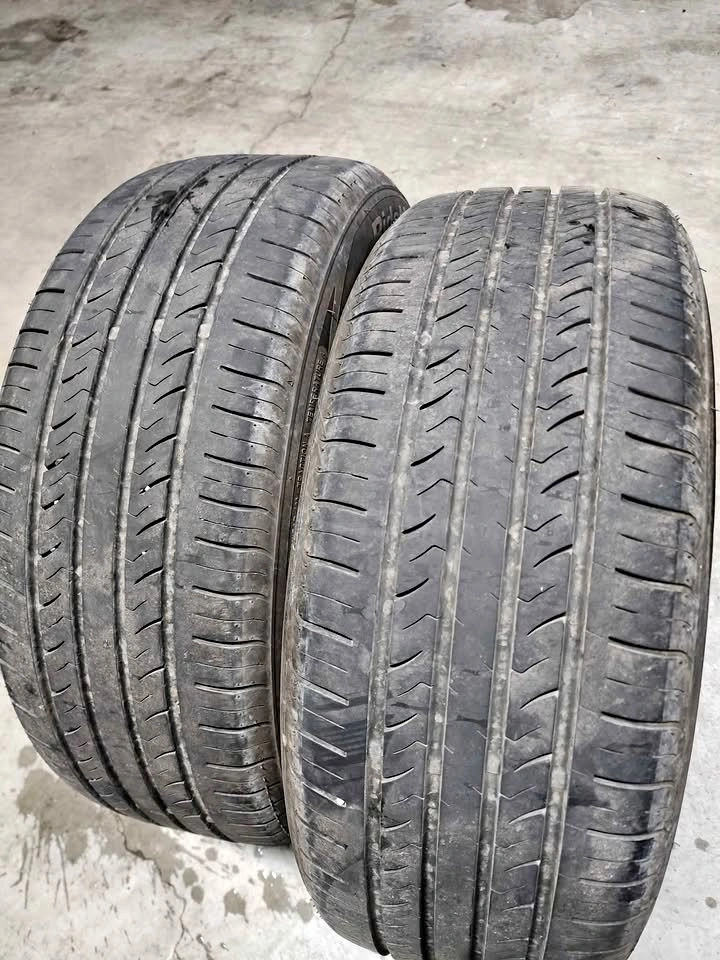 215/55/16 Allseasons Tires - Set of 2
