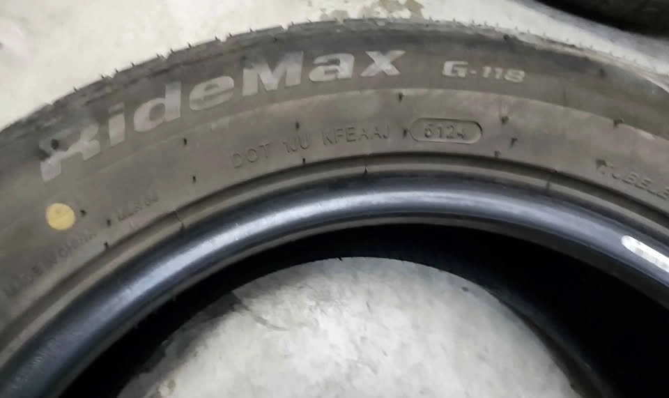 215/55/16 Allseasons Tires - Set of 2 - photo 3