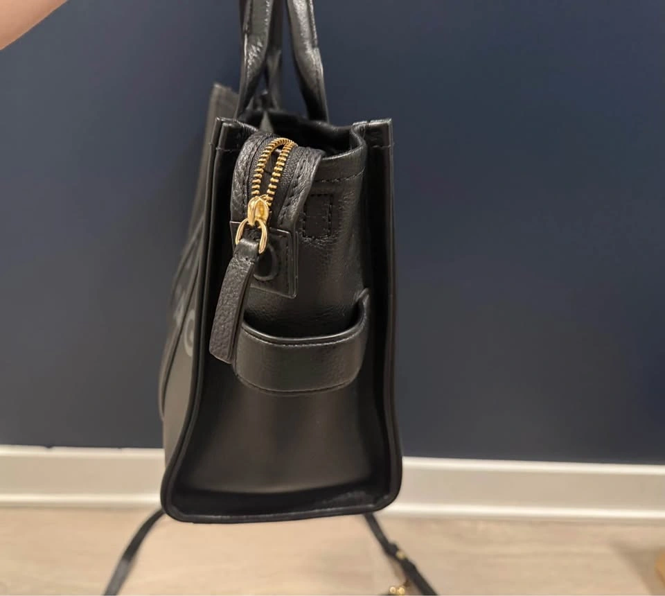 Marc Jacobs Black Leather The Tote Bag - photo 2