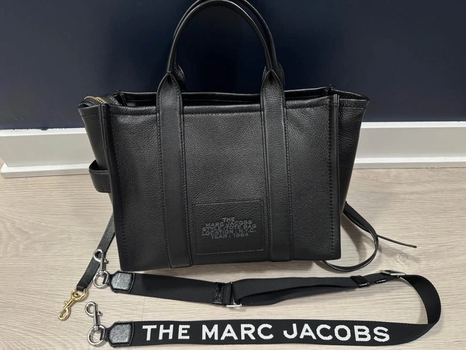 Marc Jacobs Black Leather The Tote Bag - photo 4