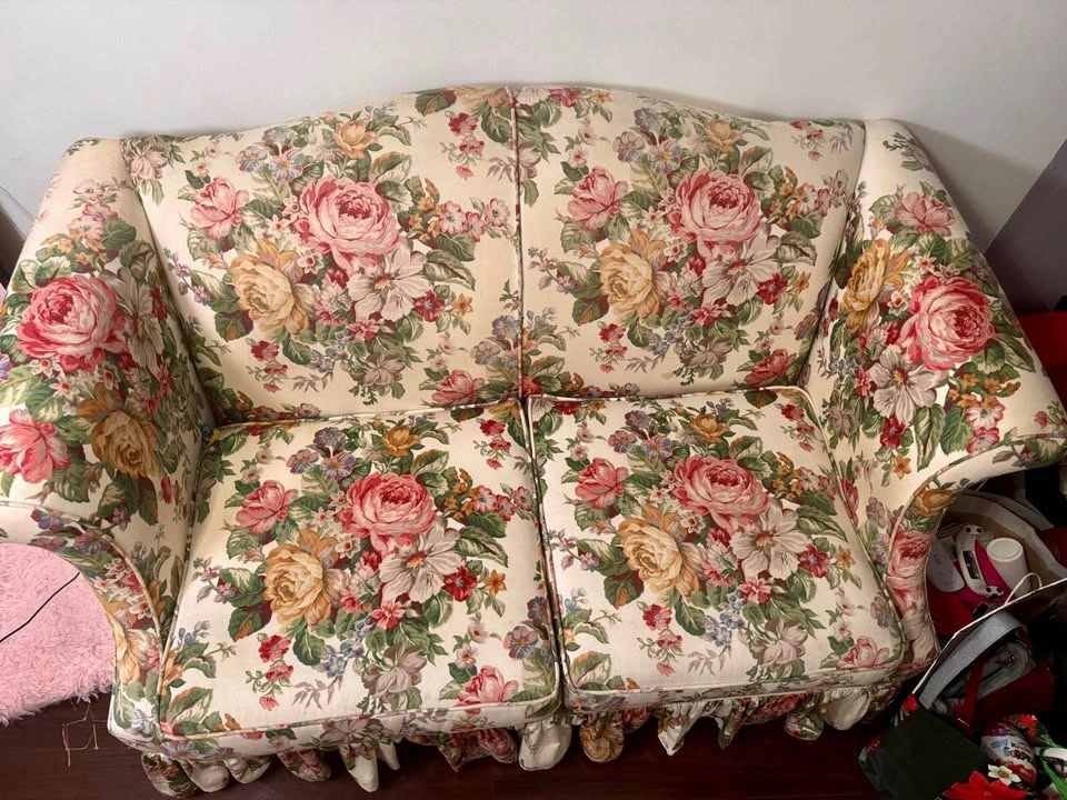 Vintage Style Sofa - photo 3
