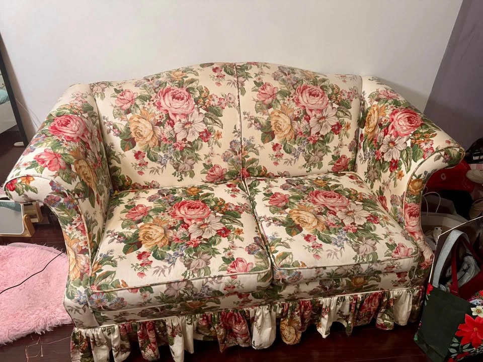 Vintage Style Sofa - photo 4