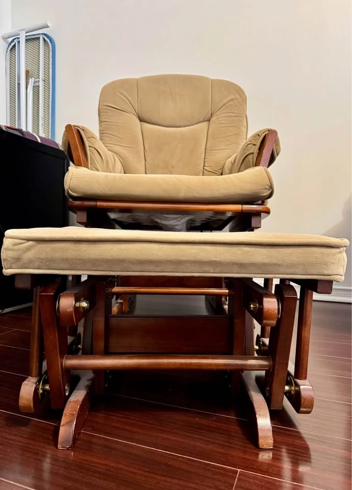 Glider Rocking Chair with Ottoman - photo 4