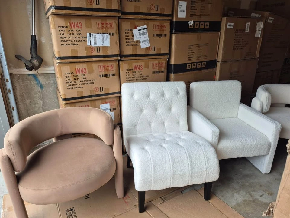 White Bouclé Tufted Accent Slipper Chair - photo 2