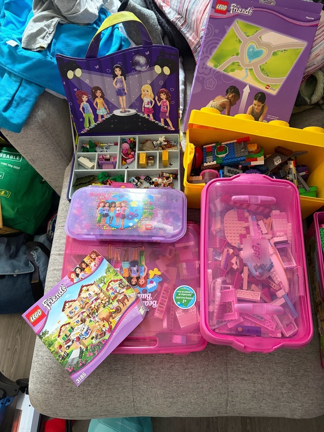 5 Lego Friends Sets + Lego Board - photo 2