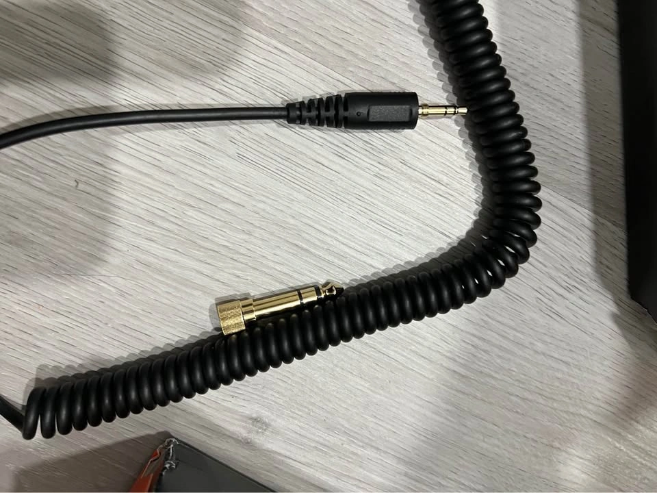 beyerdynamic DT 990 Pro Studio Headphones - photo 2