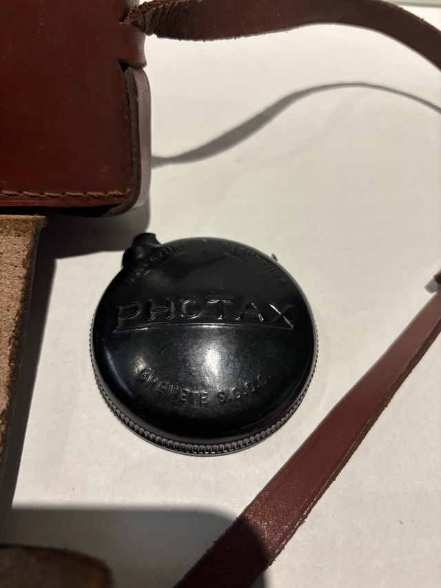Vintage Photax Boyer Series VIII Bakelite Camera with Leather Ca - photo 2