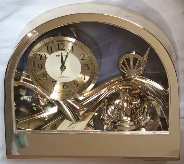 Rare Vintage Rhythm Quartz Gold Half Moon Clock