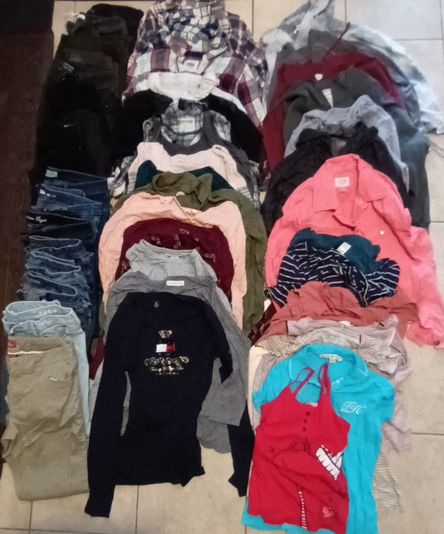 Large Garbage Bag Women's Clothing - Mostly Size Small