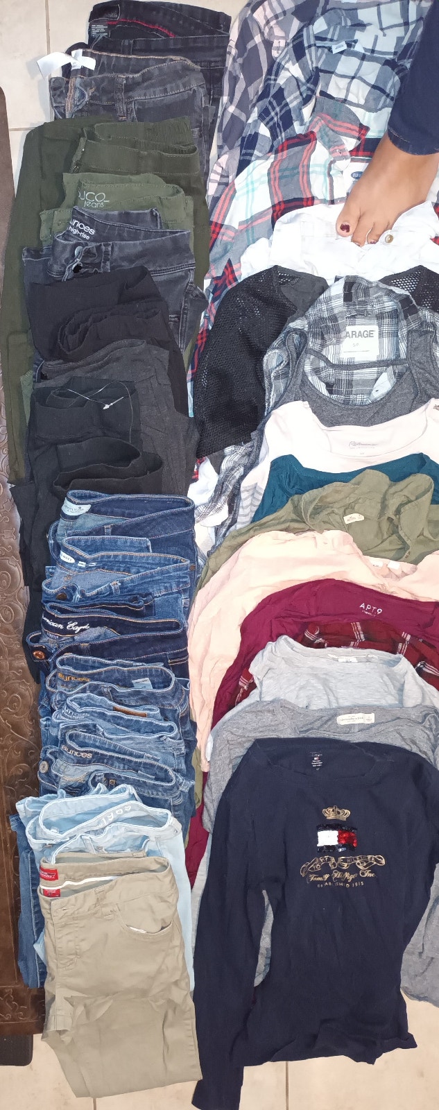 Large Garbage Bag Women's Clothing - Mostly Size Small - photo 4