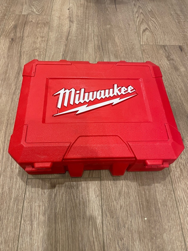Milwaukee 5/8” SDS Plus Rotary Hammer - photo 2