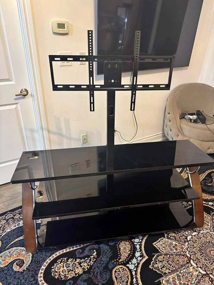 AVF TV Stand with Mount - Black Glass, Black Legs