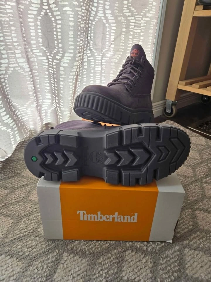 Timberland Womans Grey Boots (NEW!) - photo 3