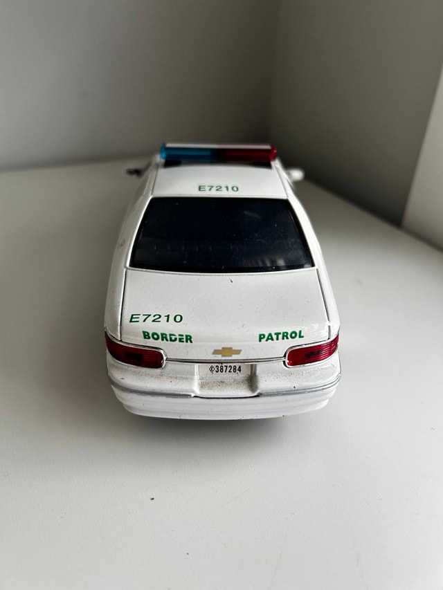 MOTOR-MAX - CHEVROLET - CAPRICE BORDER PATROL PUBLIC - photo 2
