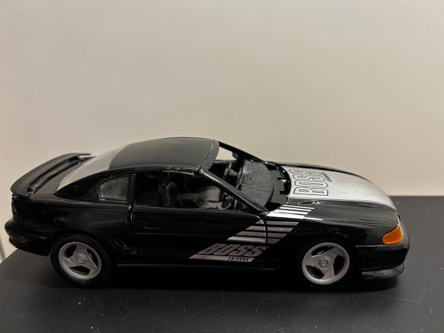 Maisto Ford Mustang GT Boss Die Cast 1/24