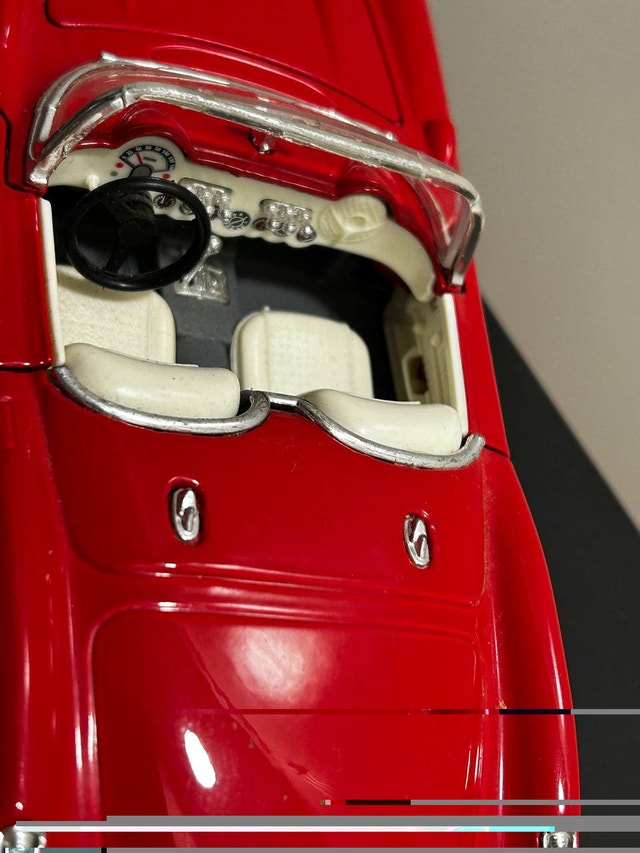 CHEVROLET CORVETTE ,RED 1/24 DIECAST CAR - photo 5