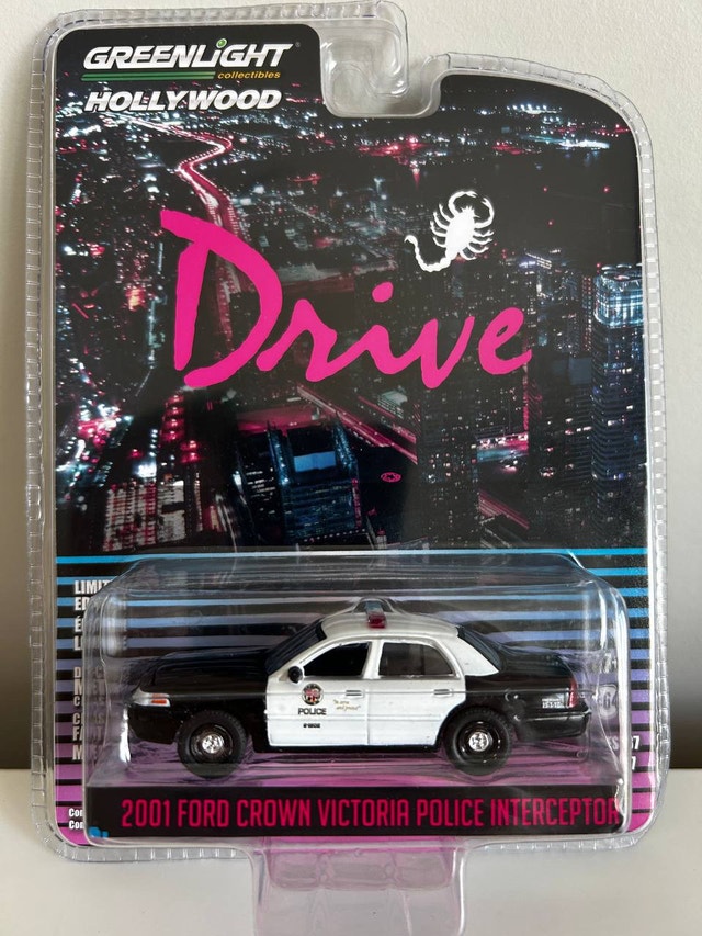 GREENLIGHT Hollywood 2001 FORD CROWN VICTORIA POLICE