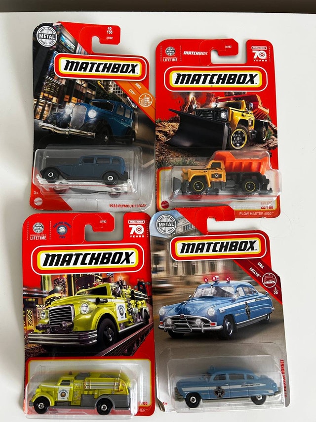 Matchbox 1/64 Scale Lot of 4 Small Cars