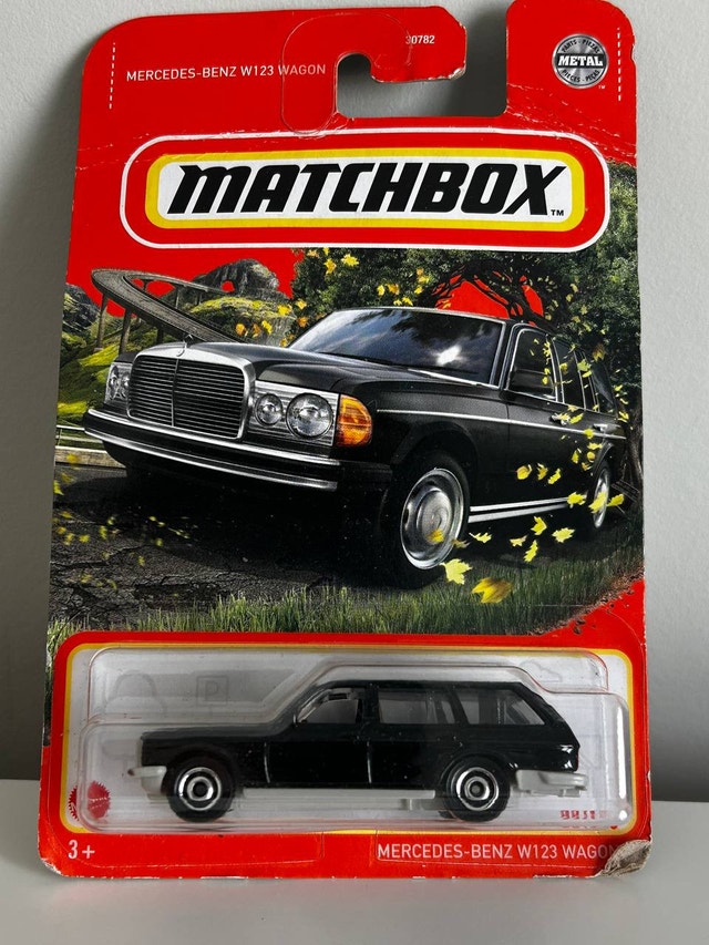 Matchbox 80’ Mercedes Benz W123 Wagon Mattel 2022