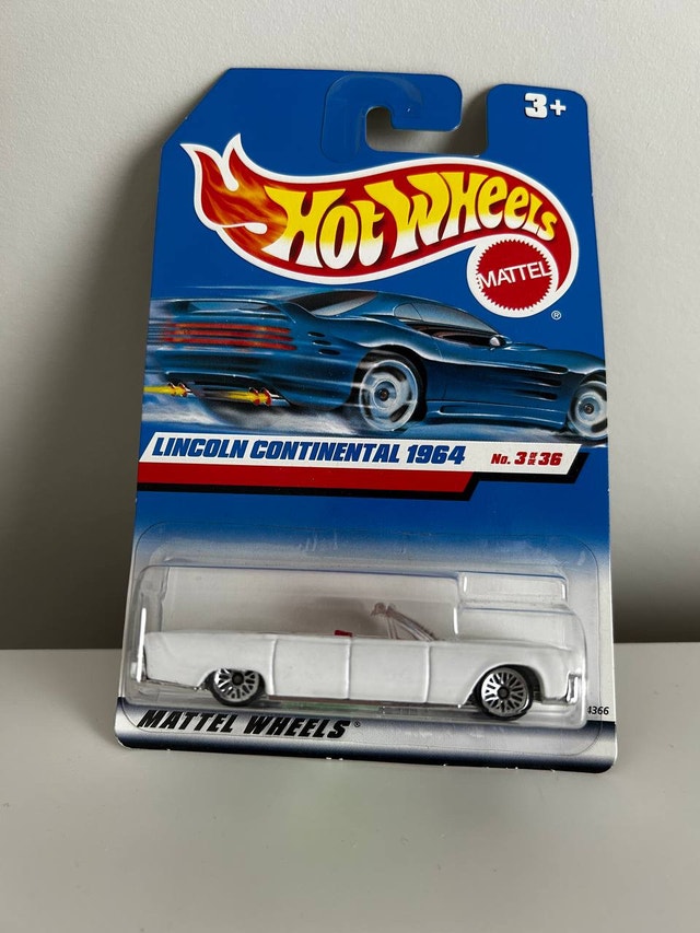 1998 Hot Wheels 1964 Lincoln Continental #3 Of 36 Cars