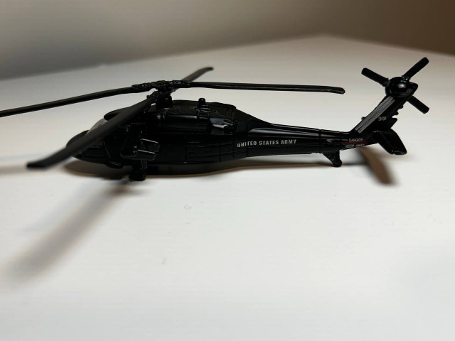 Maisto UH-60A Black Hawk Helicopter - US Army