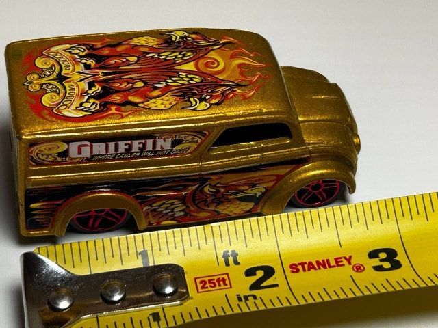 Hot Wheels 1997 Dairy Delivery Griffin - photo 3