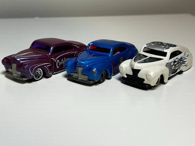 HOT WHEELS 1:64 1997 TAIL DRAGGER