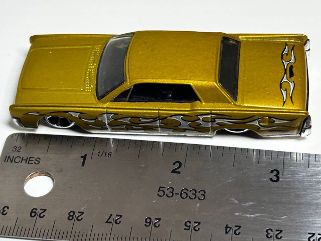 Hot Wheels 1964 Lincoln Continental - photo 4