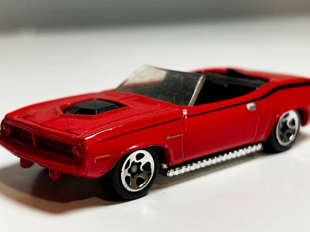 Hot Wheels '70 Plymouth Barracuda Convertible