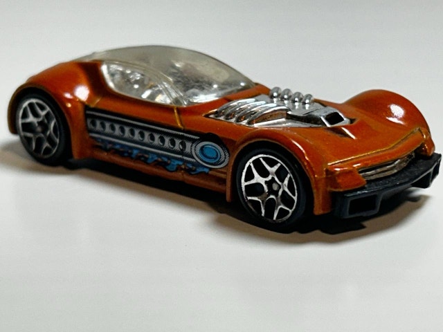 Hot Wheels 2001 Ballistik Orange