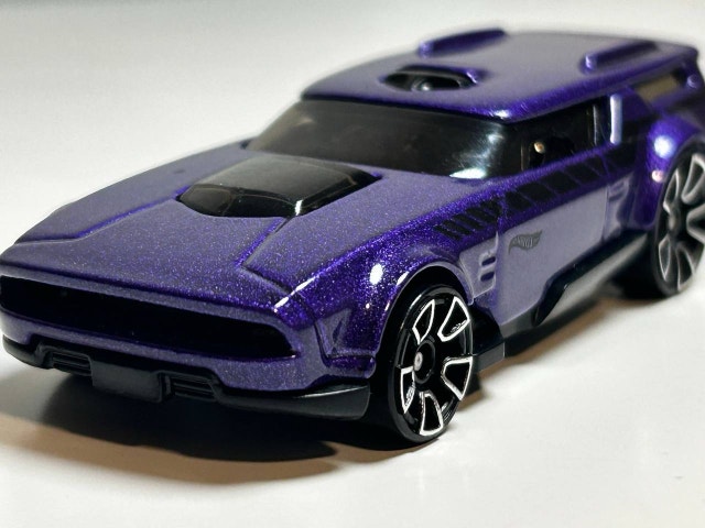 2023 Hot Wheels Drift'n Break HRY53