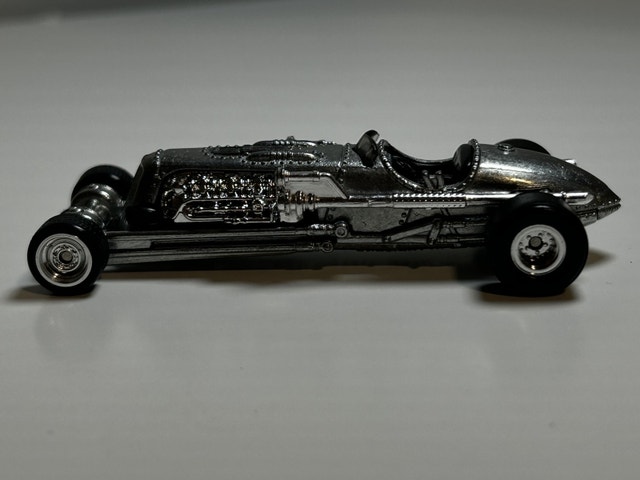 2021 Hot Wheels Premium Jay Leno Tank Car 1/64 - photo 3