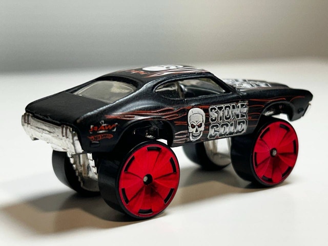 Hot Wheels Oldsmobile 442 Stone Cold Diecast Car
