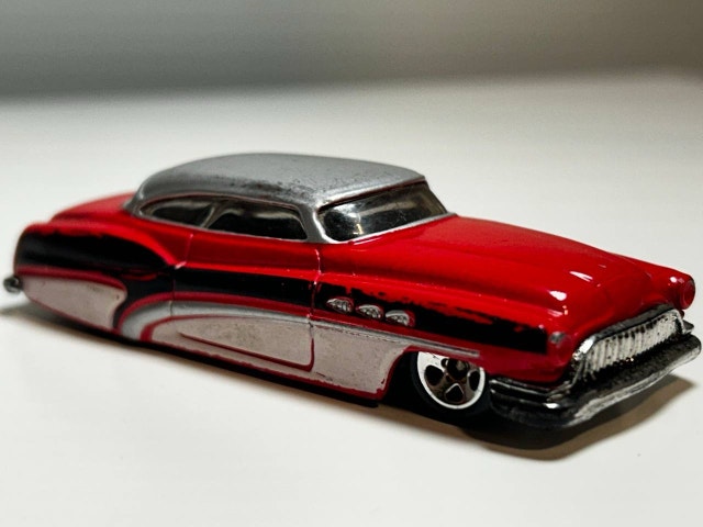 Hot Wheels 2000 So Fine Diecast Car - photo 3
