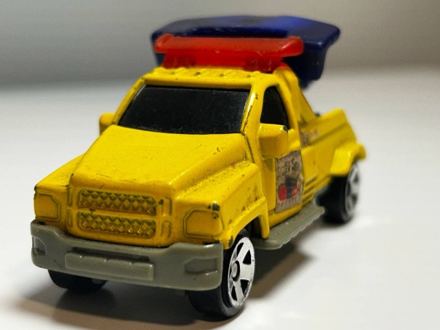 2002 McDonalds Matchbox Yellow Wrecker Tow Truck Die Cast Toy