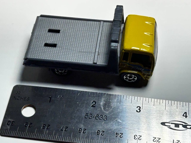 Matchbox 1999 Delivery Roll Back Low Boy Truck 1/64 Diecast - photo 3