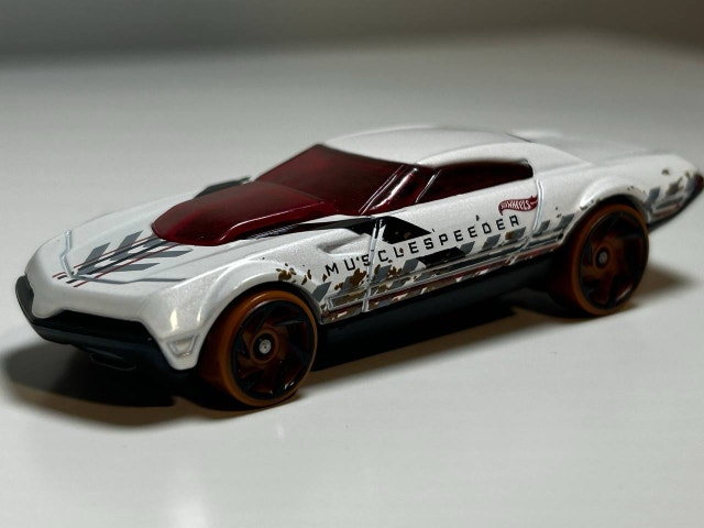 Hot Wheels Muscle Speeder Diecast Car 2015 Mattel - photo 3