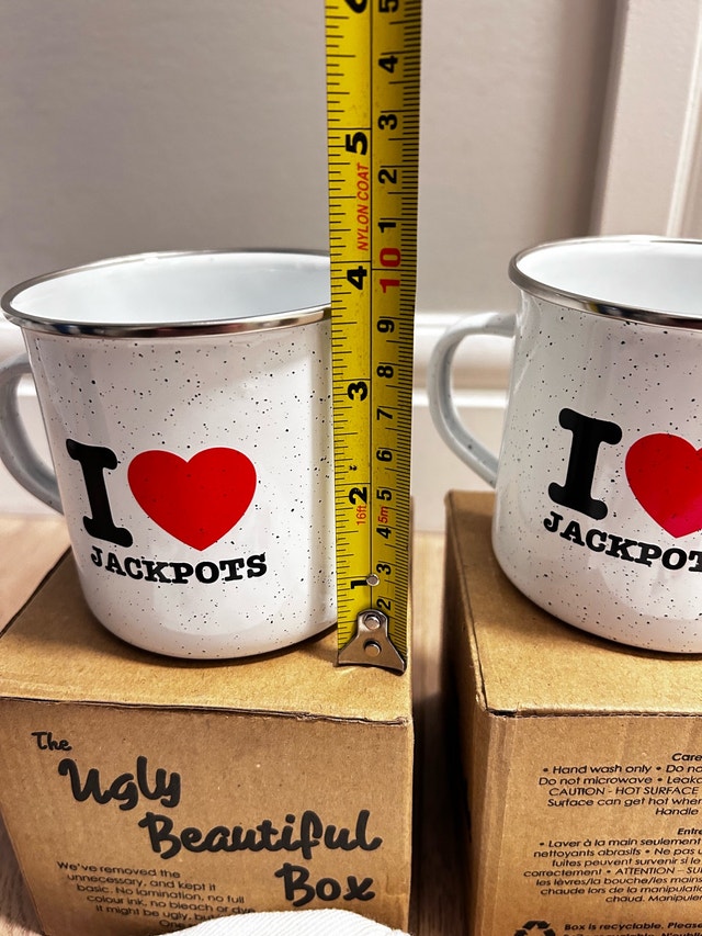 I love Jackpots Mug and Toque Set K-8009 - photo 2