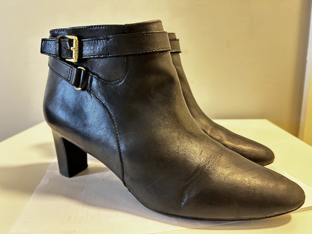 Ralph Lauren Women's Boot Shoe 9.5B Black Leather