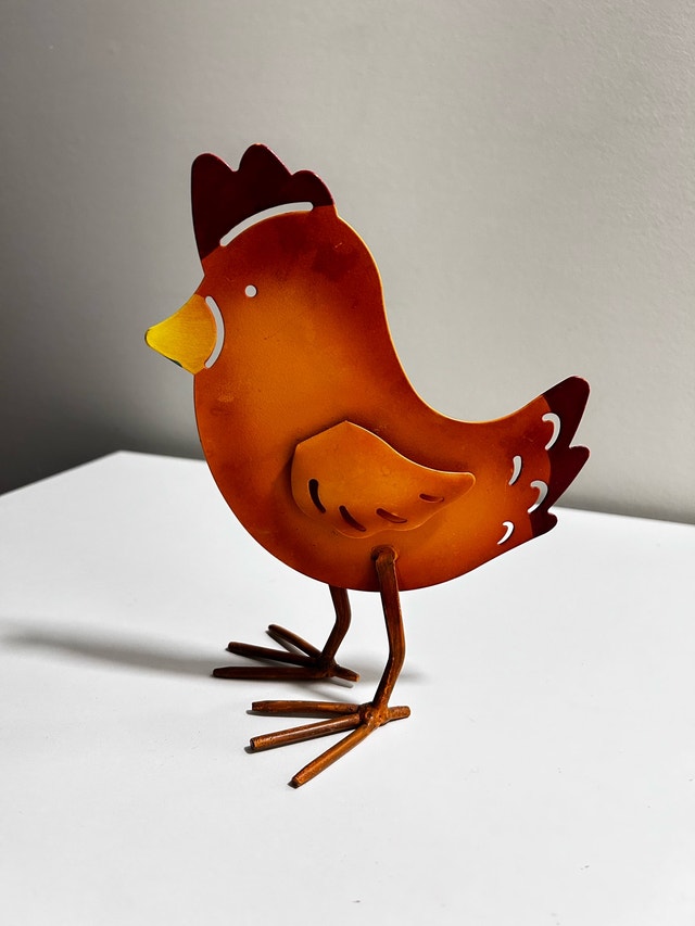 Metal Chicken Figurine K-15