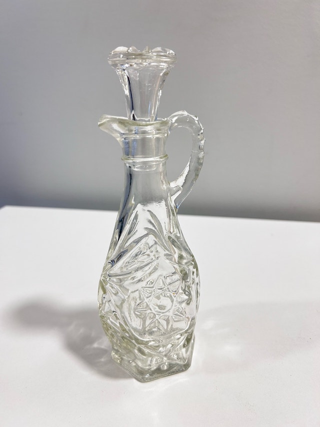 Glass Cruet K-8016