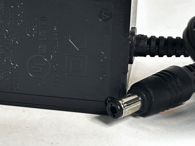 AC Adapter #13 - photo 2