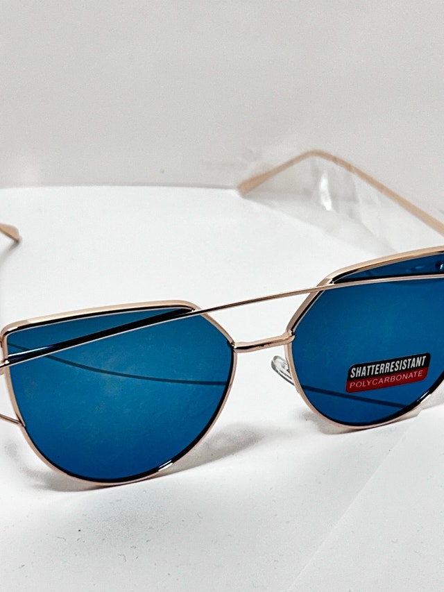 Brand New UV400 Sunglasses - photo 4