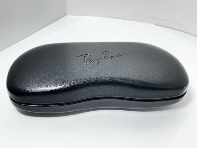 Ray Ban Universal Black Medium Hard Case For Sunglasses
