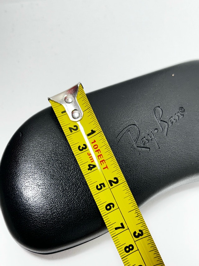 Ray Ban Universal Black Medium Hard Case For Sunglasses - photo 4