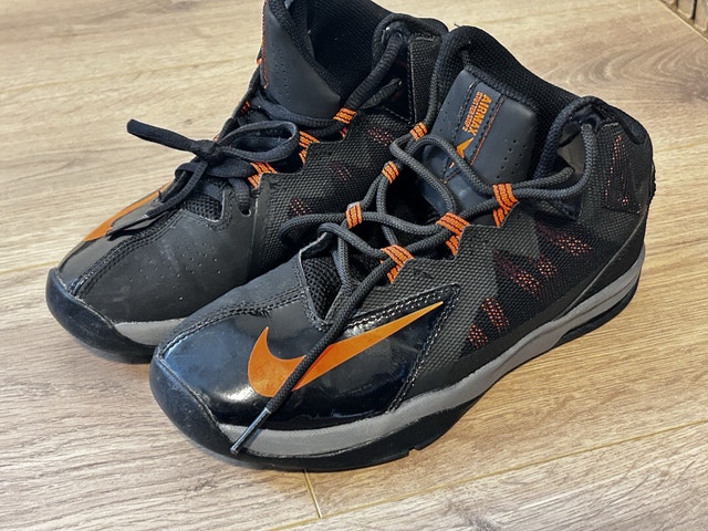 Nike Air Max Stutter Step 2 Youth Shoes