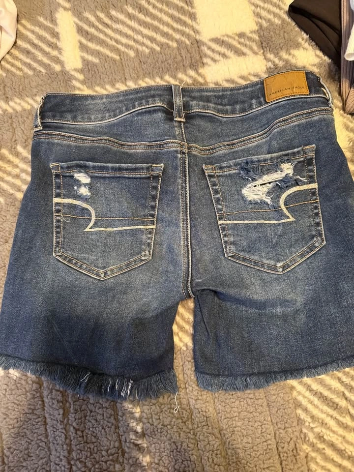 American Eagle Shorts Size 4 - photo 2