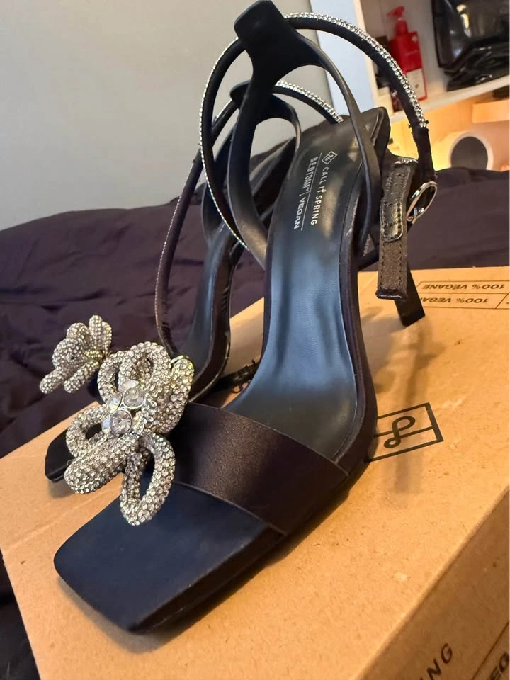 Call it spring heels - photo 3